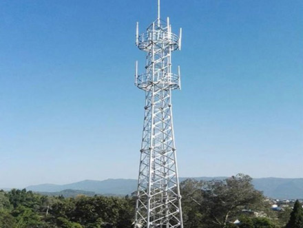角鋼通信塔